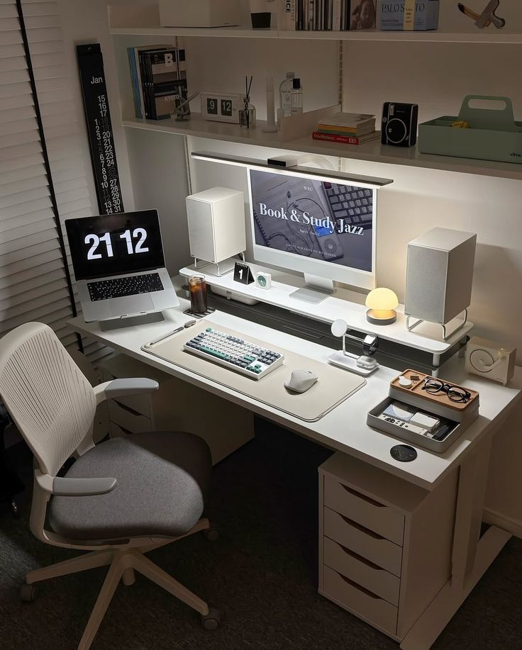All-In-One PC Terbaik 2025 : Desain Minimalis, Performa Maksimalis